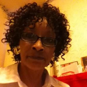 Meet your Posher, Beverly